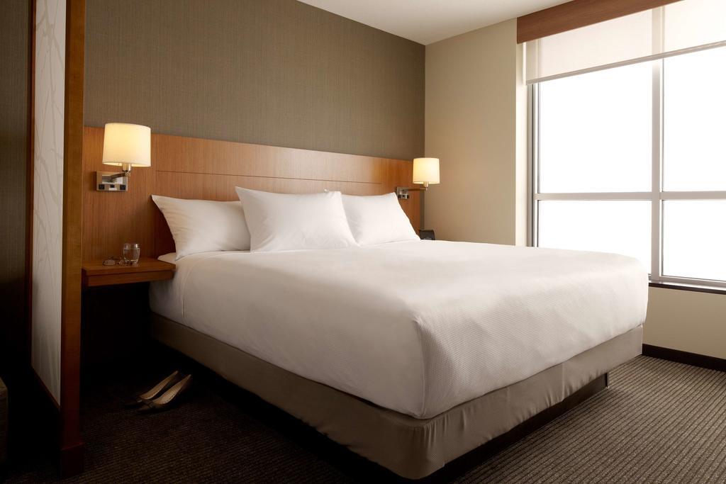 Hyatt Place Columbus Exterior photo